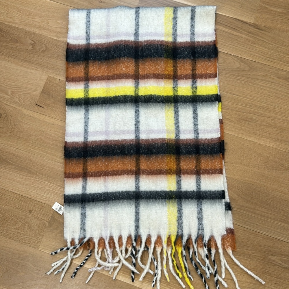 Aerie Wide Scarf